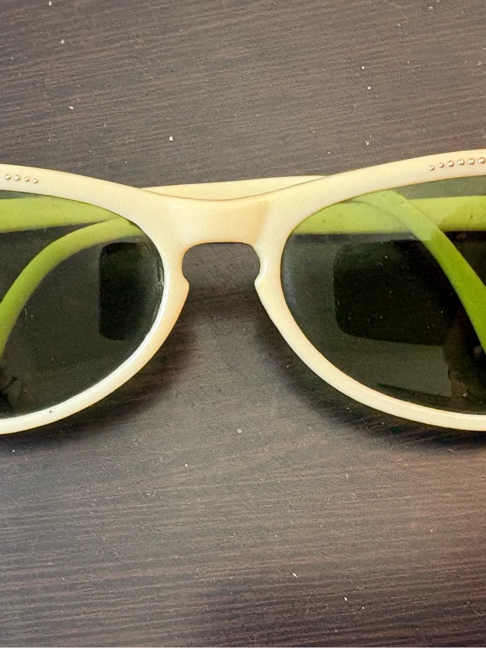 Vtg Italian cat eye sunglasses cream rhinestone accents green lens made in Italy